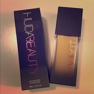 Huda Beauty fauxfilter foundation NIB